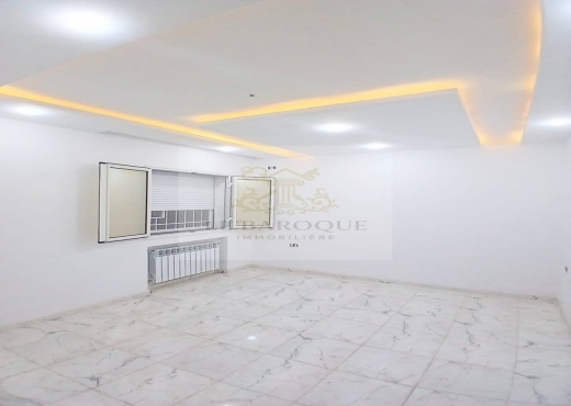 À louer une étage de villa S+3 aux Kram