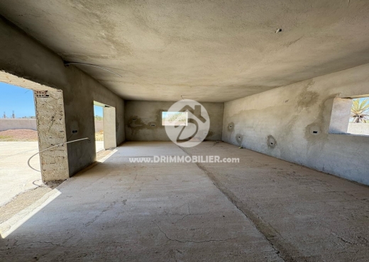 A Vendre Villa inachevé à Tezdaine
