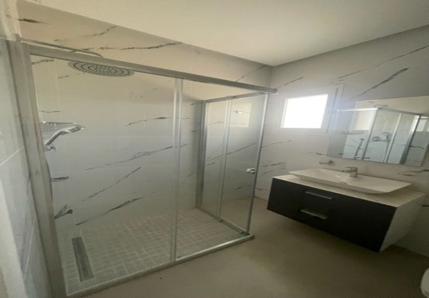 Appart S+2 Luxueux à Vendre aux Jardins d'El Menzah2