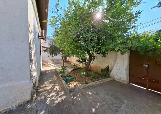 À vendre à Ben Arous : Maison anci