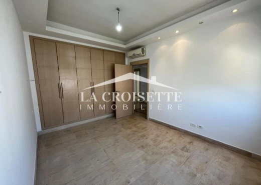 villa À Louer à TUNIS - Villa s3 avec jardin au Lac2 - Immobiliere.tn - Photo 10