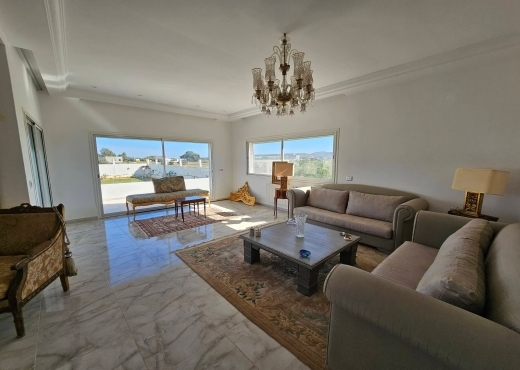 villa À Vendre à ARIANA - 📍𝗕𝗢𝗥𝗝 𝗬𝗢𝗨𝗡𝗘𝗦, 𝗞𝗔𝗟𝗔𝗔𝗧 𝗔𝗡𝗗𝗔𝗟𝗢 - Immobiliere.tn - Photo 9