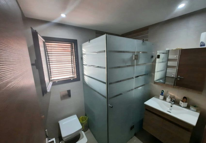 À vendre s+2 haut standig à la manouba