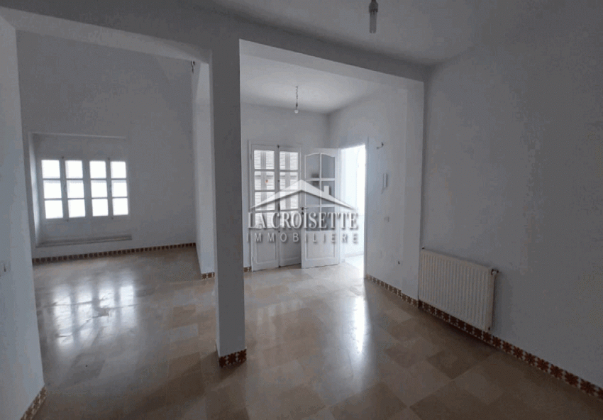 Villa S+5 à La Marsa MVL1511