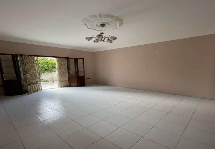 rez-de-chaussée d'une villa