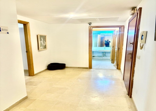 bureau À Louer à TUNIS - Bureau Meublé S+3 Haut Standing - Immobiliere.tn - Photo 2