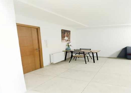 À louer pour courte durée – Appartement S+1