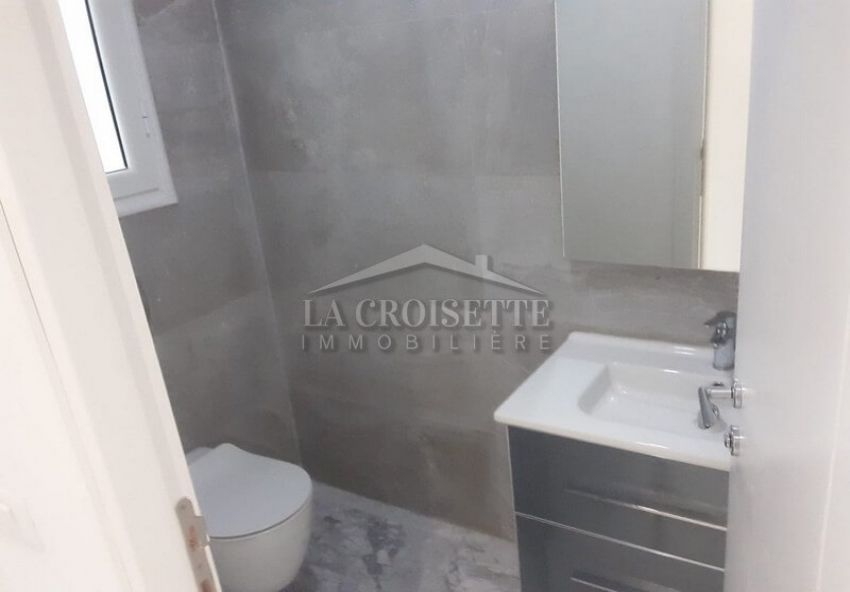 Appartement S+3 à La Soukra  MAL4268