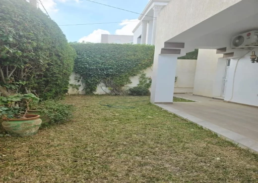 maison À Vendre à SOUSSE - Une Belle Villa à Chatt Mariem - Immobiliere.tn - Photo 4