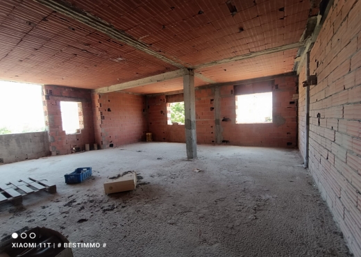 À Vendre Immeuble en R+2