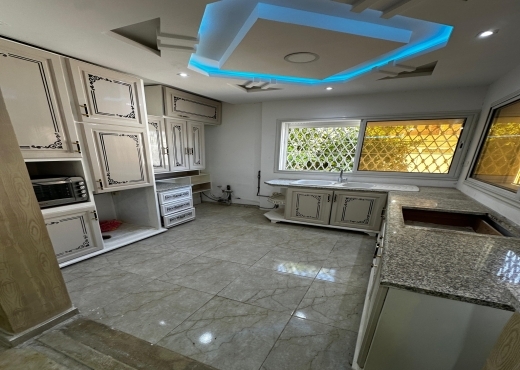 À vendre  Villa sur deux niveaux