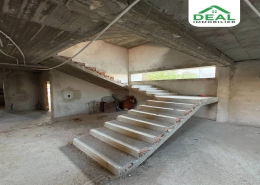 Villa style américain inachevée