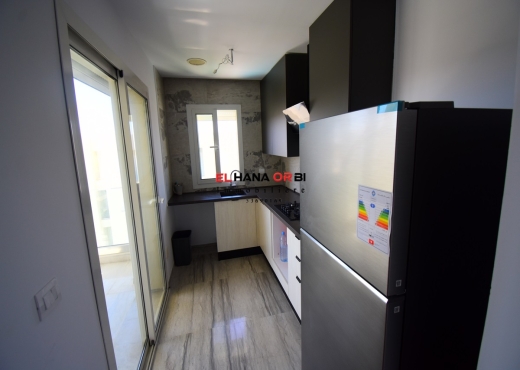 un bien avec piscine a louer