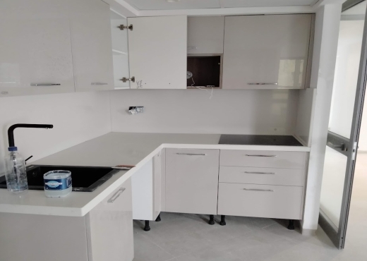 Super bureau 275 m² avec vue aéroport au lac 1