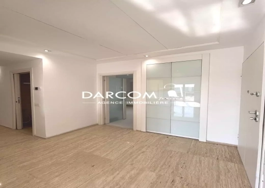 joli s+2 de 144 m² au Lac II