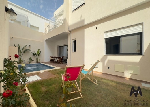 Villa S+4 avec piscine à Beni khia