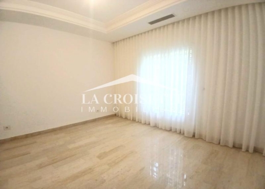 Appartement S+4 MAL2010