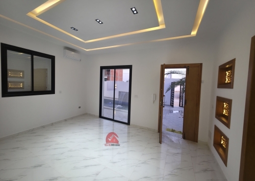 Villa neuve avec piscine à vendre