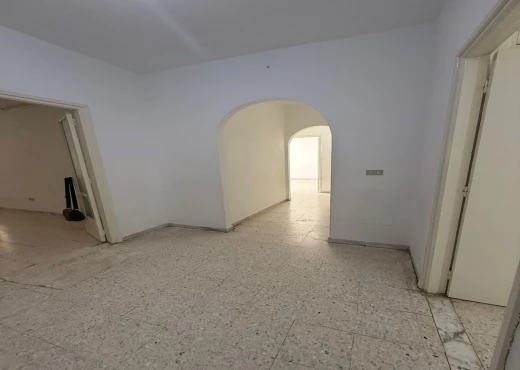Appartement À Vendre à MANOUBA - Grand appartement à vendre - Immobiliere.tn