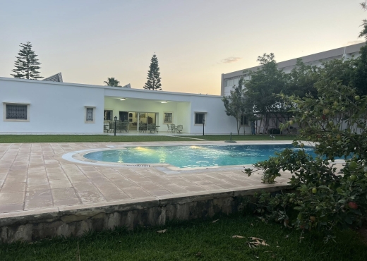 A Vendre Villa Plain-Pied  Soukra