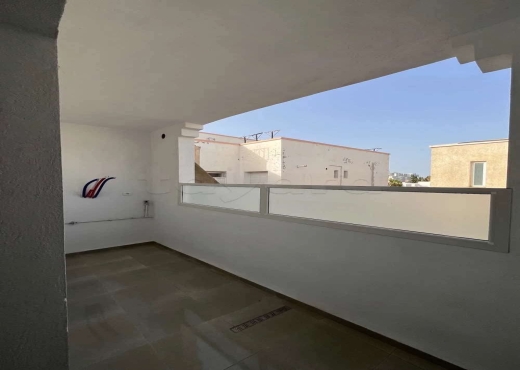 📍RIADH ANDALOUS:  ETAGE D’UNE VIL