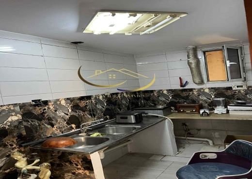 A vendre un fonds de commerce de salon de the lac2