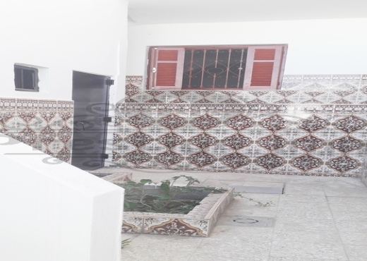 Étage de villa À Louer à BIZERTE - Spacieux étage de villa - Immobiliere.tn