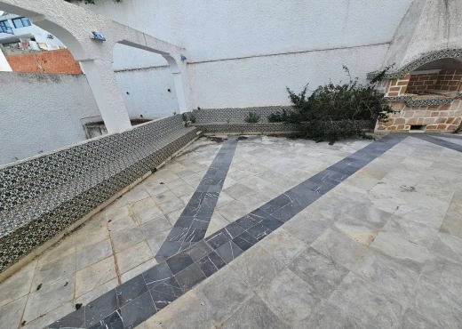 villa À Vendre à TUNIS - 📍 MENZAH 9A : À VENDRE – VILLA DE PRESTIGE - Immobiliere.tn - Photo 9