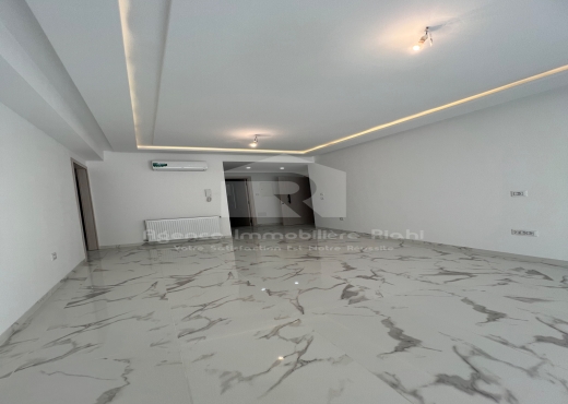 A vendre bureaux A2 à Sahloul 4