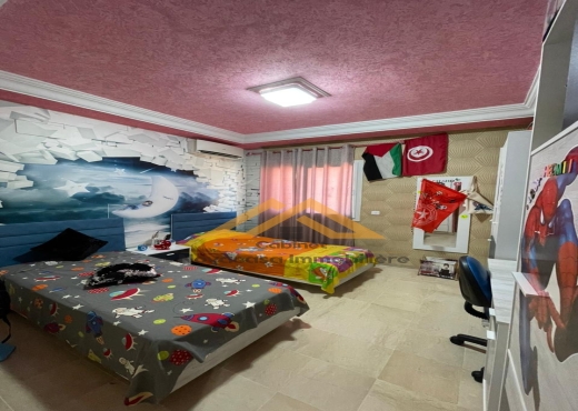 للبيع – شقة S+2 واسعة في سهلول – ف