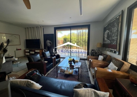 S3 avec piscine à La MarsaZTRL0072