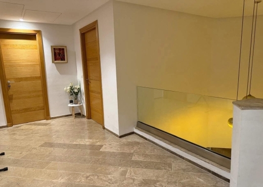 À Vendre Triplex S+4 La Soukra