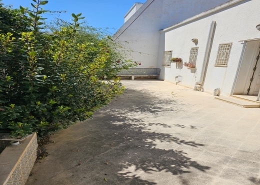 VILLA à VENDRE ROUTE DU RELAIS LA MARSA