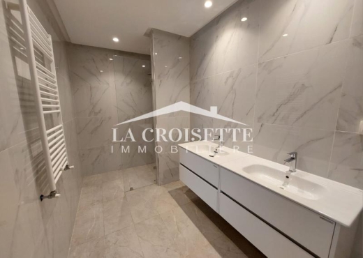 Triplex S+3 avec piscine à Gammart