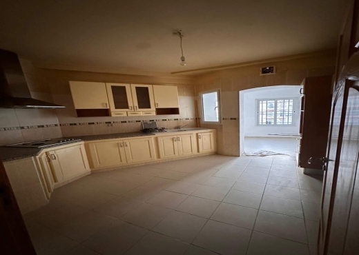 ENNASR 2 : APPARTEMENT S+2 À LOUER