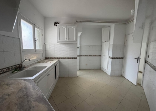 📍RIADH AL ANDALOUS  : APPARTEMENT S+4  À LOUER