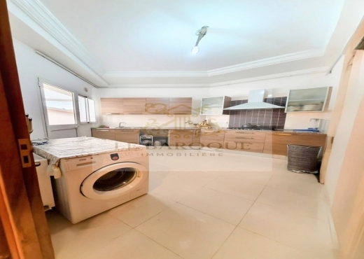 À Vendre – Appartement S+2 avec terrasse au Kram