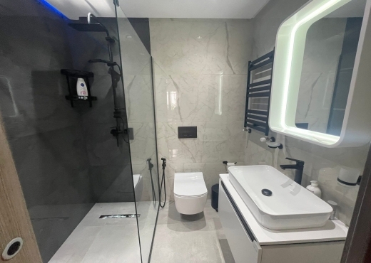 Appartement S+3 au rez-de-chaussé vide à Gammarth