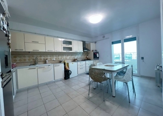 A VENDRE APPART S+2 RTE TUNIS SFAX