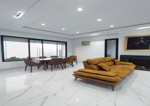 Luxueuse villa avec piscine à Kéli