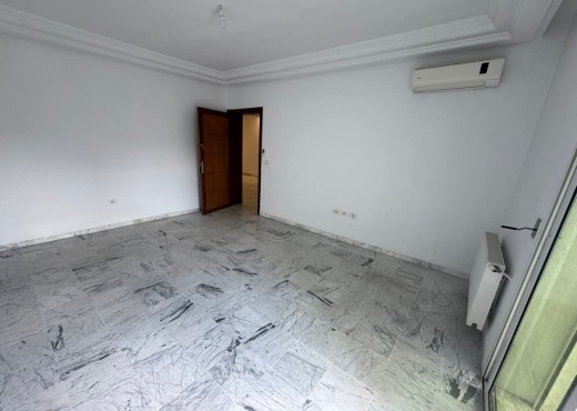 📍 BEB EL KHADRA : APPARTEMENT S+2