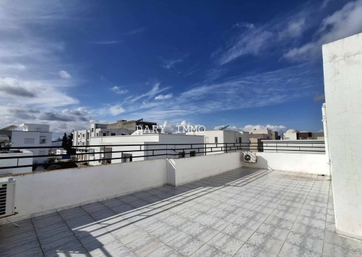 A louer villa S+6 à Ain Zaghouan