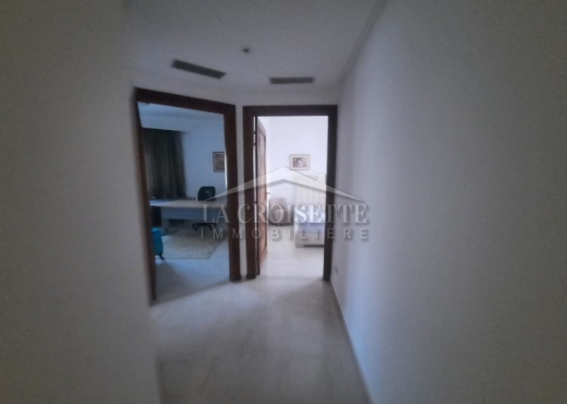 Appartement semi-meublé S+3