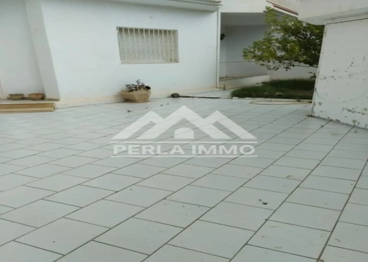 A Louer Villa Menzah 9C