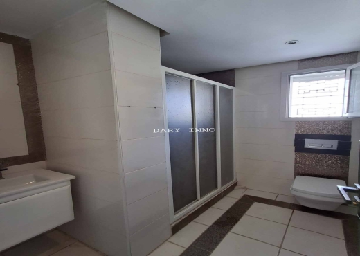 A louer villa S+6 à Ain Zaghouan