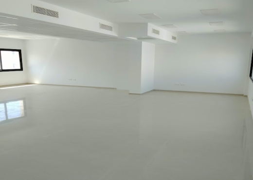 Super bureau 160 m² en open space au lac 2