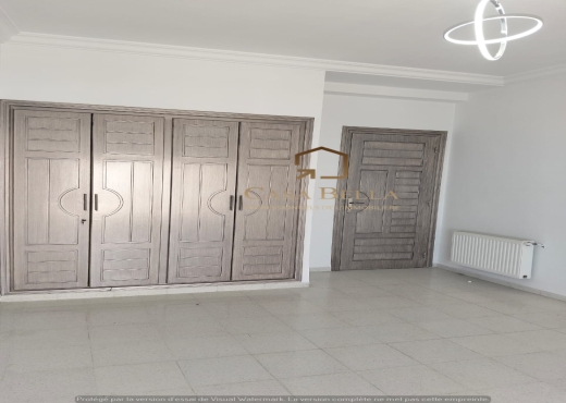 Appartement à Khzéma EST