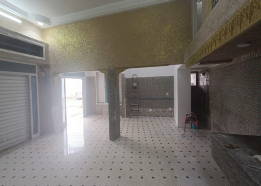 À vendre – Local commercial de 150