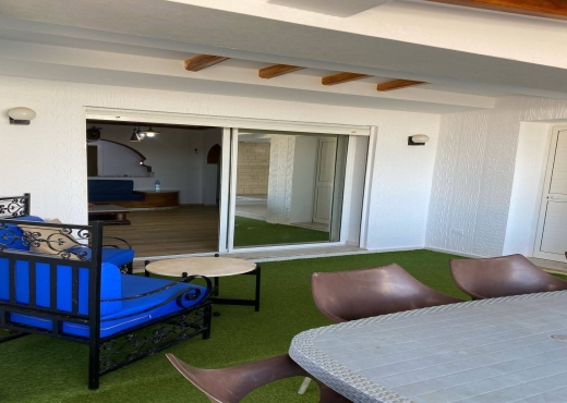 A louer Villa à El Haoueria