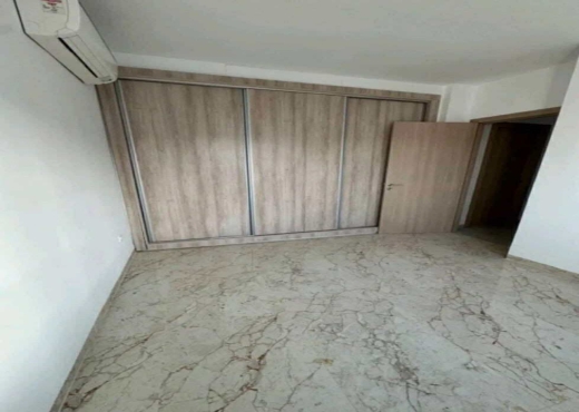 📍 ENNASR 2 : APPARTEMENT S+2 HAUT